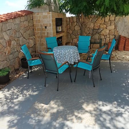 Apartmani Ruza Kosljun Ngoại thất bức ảnh