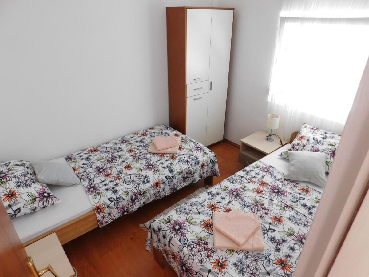 Apartmani Ruza Kosljun Ngoại thất bức ảnh