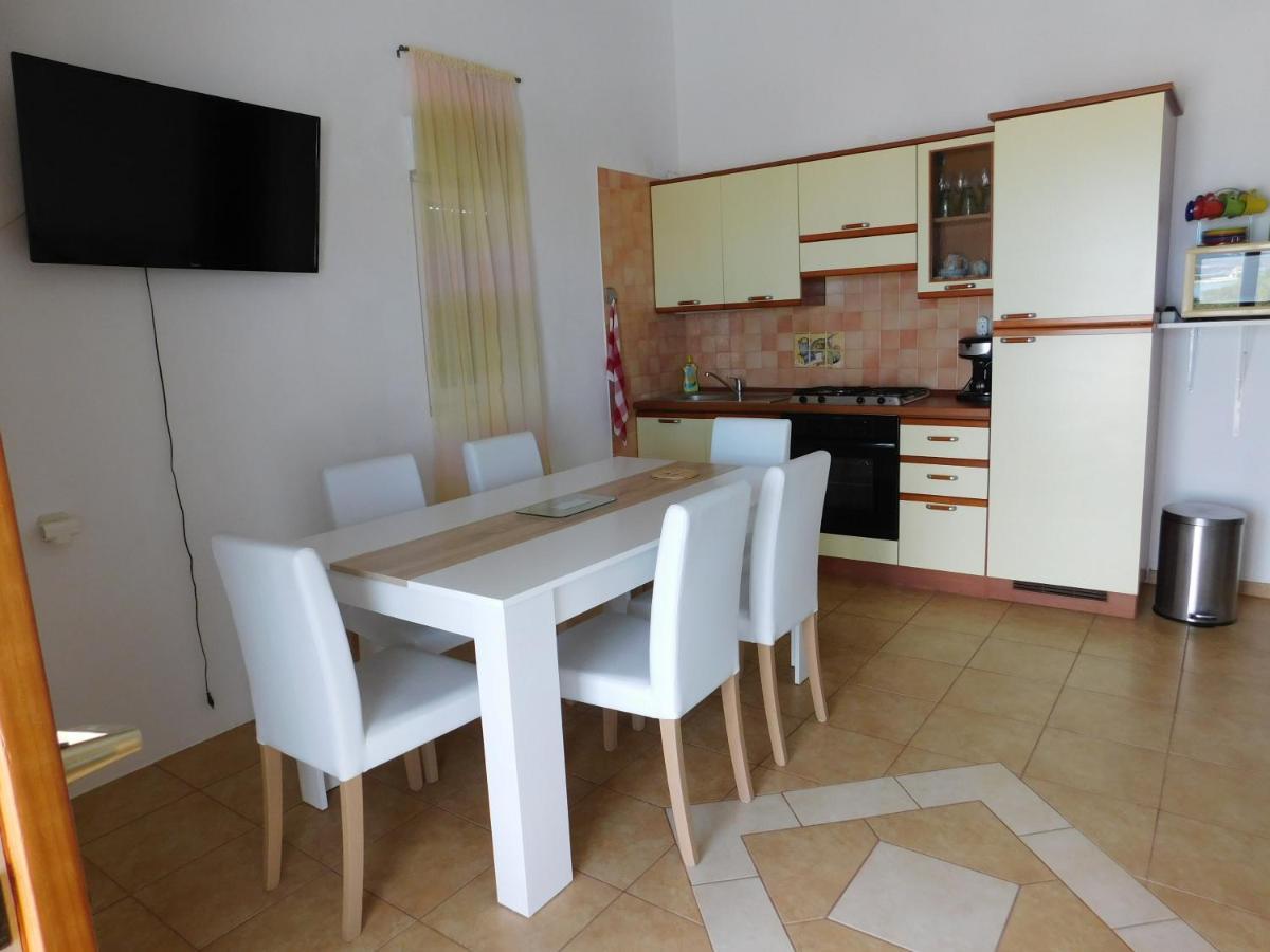 Apartmani Ruza Kosljun Ngoại thất bức ảnh