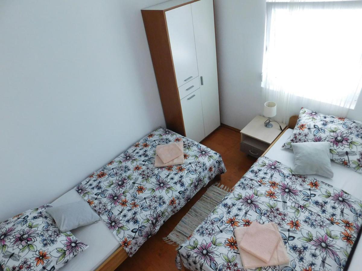 Apartmani Ruza Kosljun Ngoại thất bức ảnh