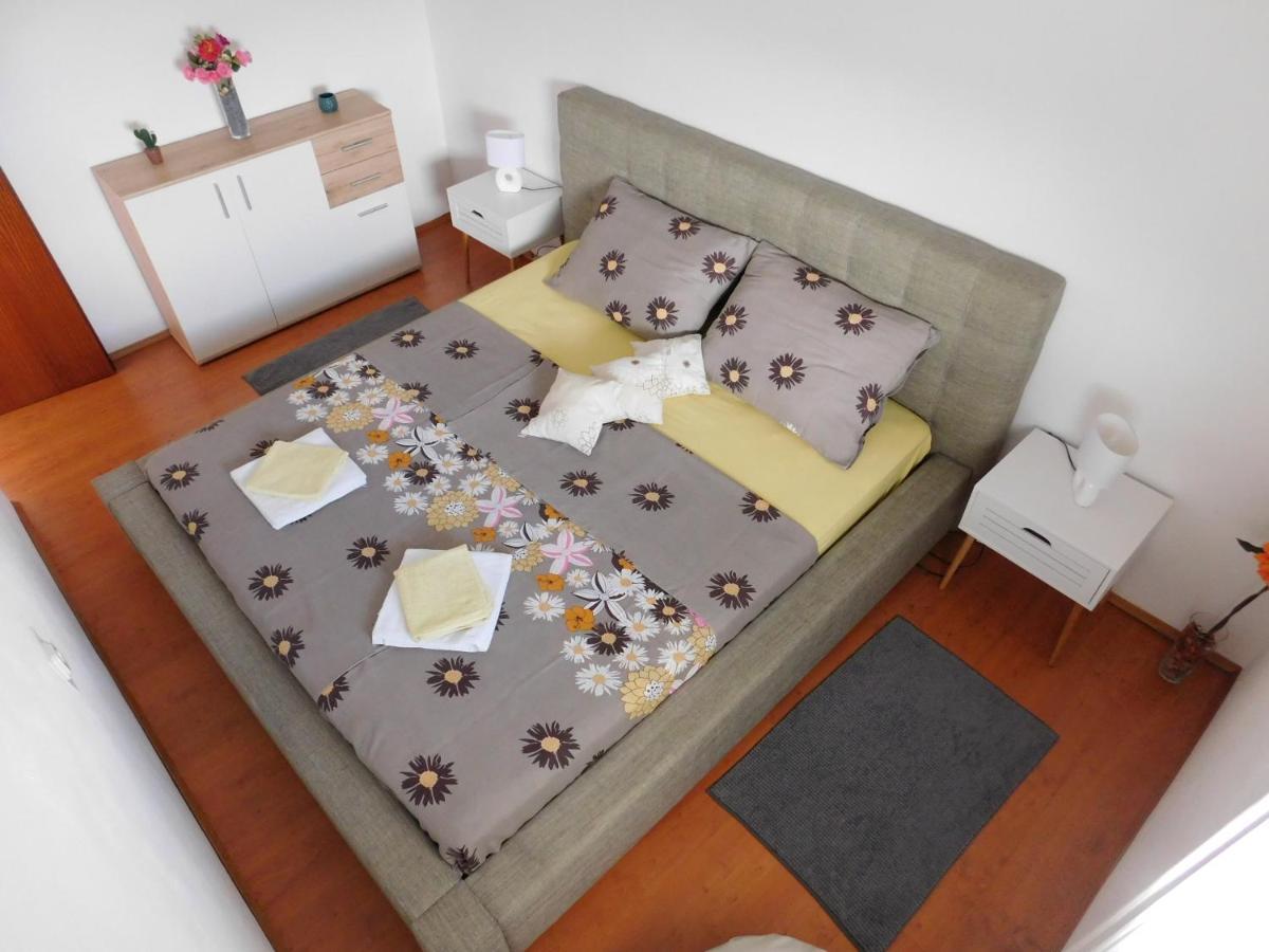 Apartmani Ruza Kosljun Ngoại thất bức ảnh